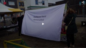 Startscherm met spandoek voor de videoreportage