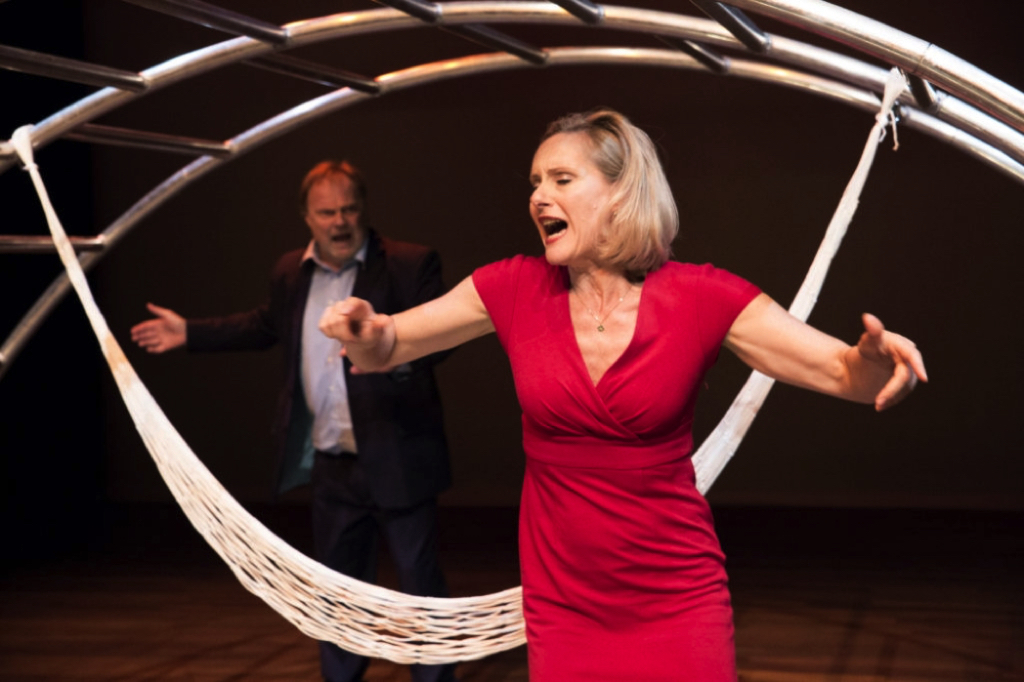 Scene uit de voorstelling Lastige Ouders